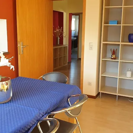 Apartment Grosszuegige, Helle Mit Gartennutzung Giessen