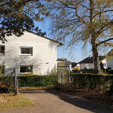 Grosszuegige, Helle Mit Gartennutzung
